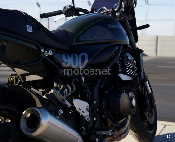 Kawasaki Z900RS - Vista 3