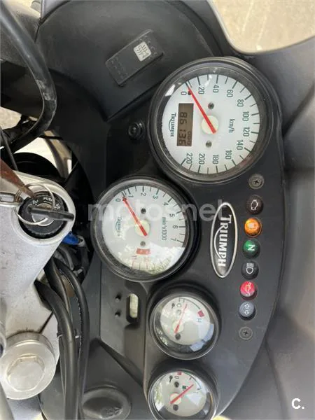 Triumph Tiger 955 - Vista 6