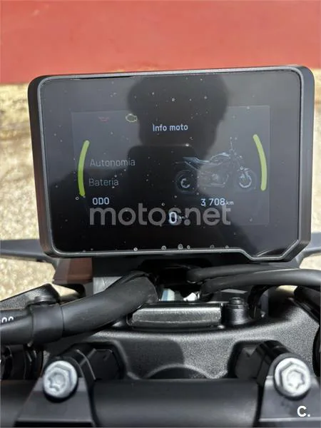Husqvarna Vitpilen 801 8200 € 2025 Málaga - 2