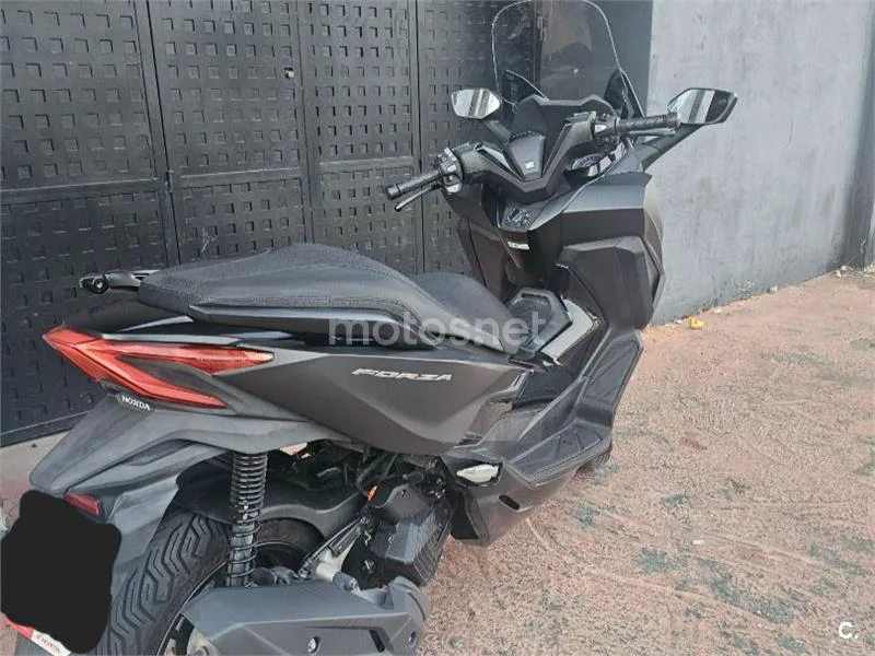 Honda Forza 125 - Vista 7