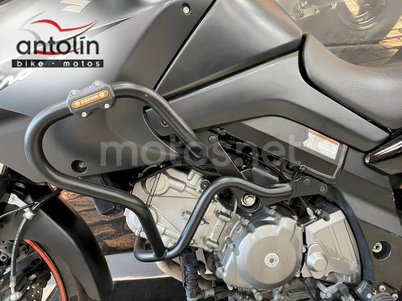 Suzuki V-Strom 650 - Vista 13