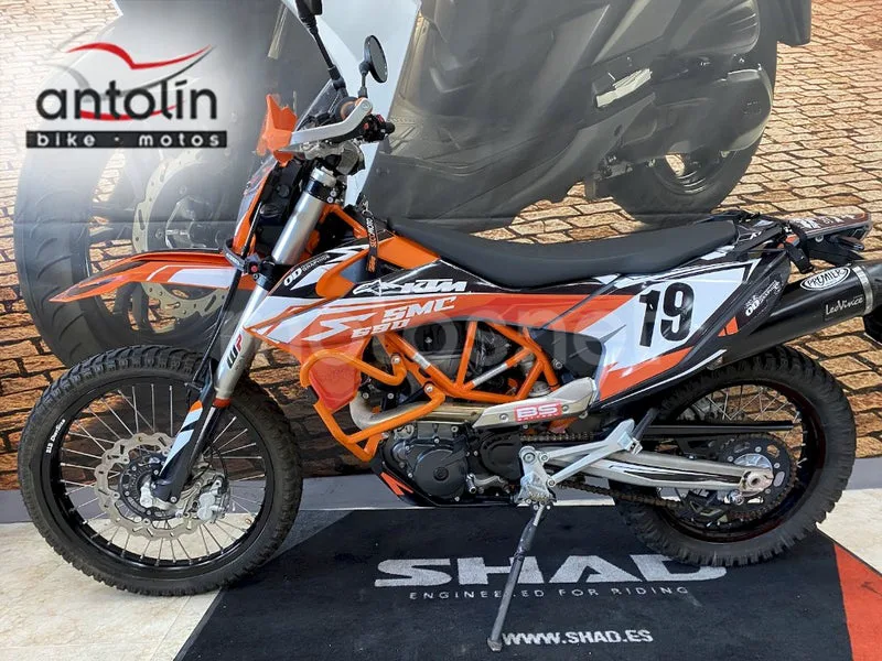 KTM 690 Enduro R – Vista 18