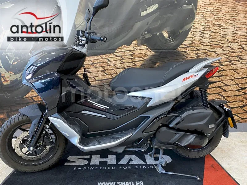 Aprilia SR GT 125 2599 € 2022 Madrid - 2