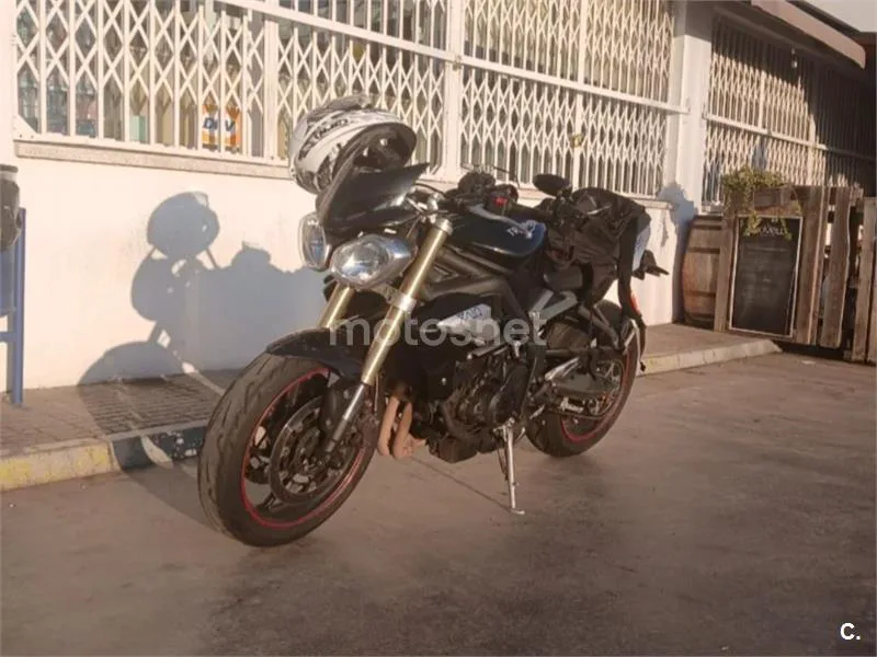 Triumph Street Triple 3500 € 2014 Barcelona - 2