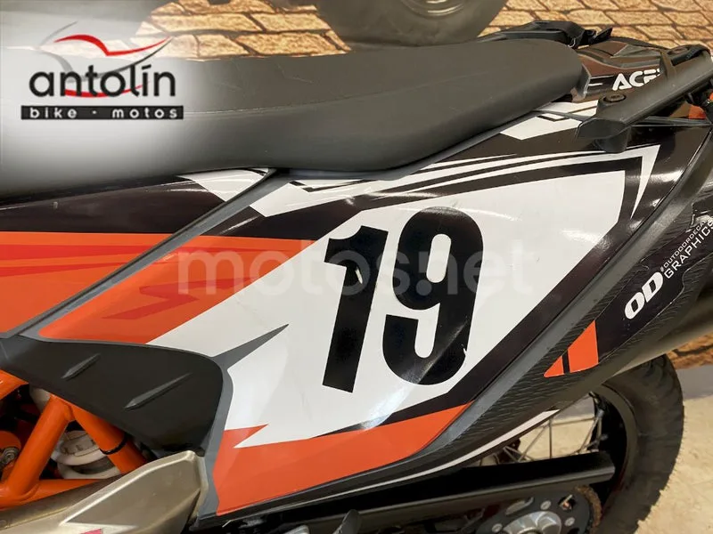 KTM 690 Enduro R – Vista 23