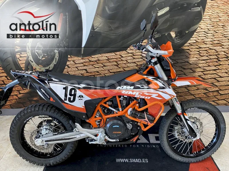 KTM 690 Enduro R – Vista 27