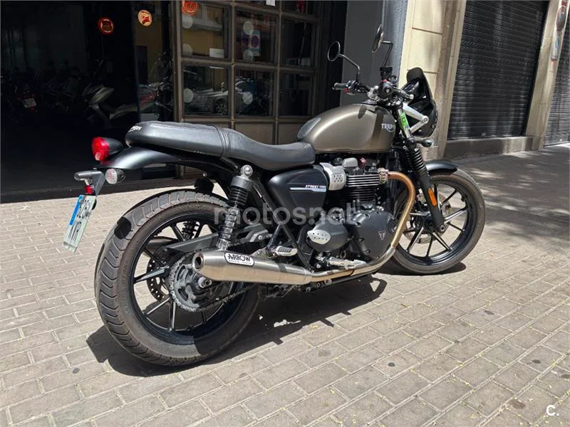 Triumph Street Twin - Vista 7
