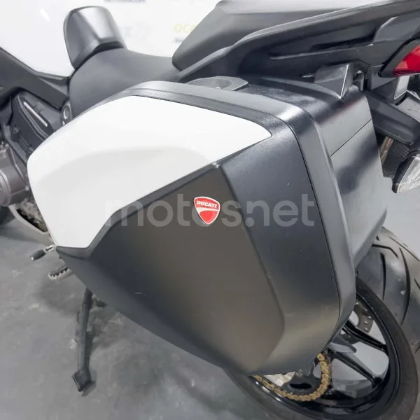 Ducati Multistrada V4 - Vista 10