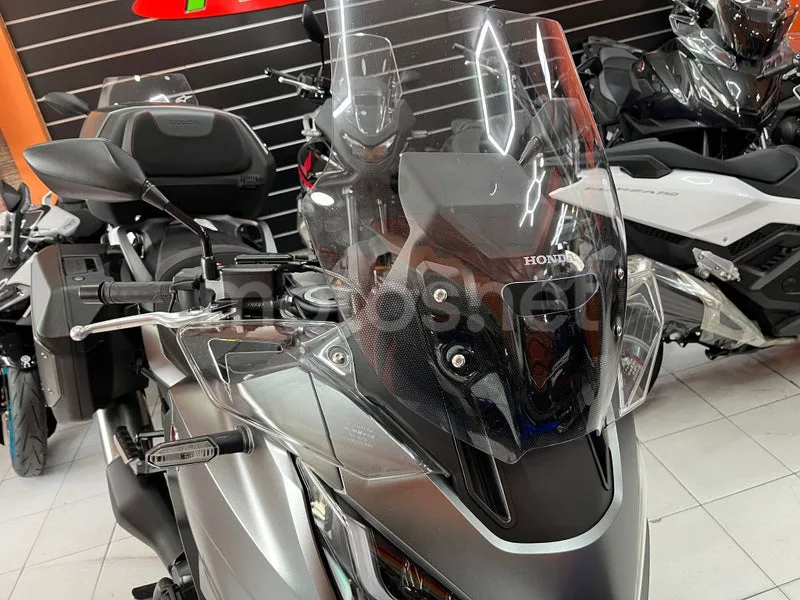 Honda NT1100 - Vista 8