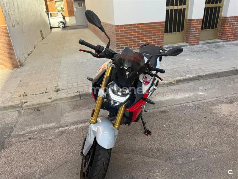 BMW F 900 R - Vista 9