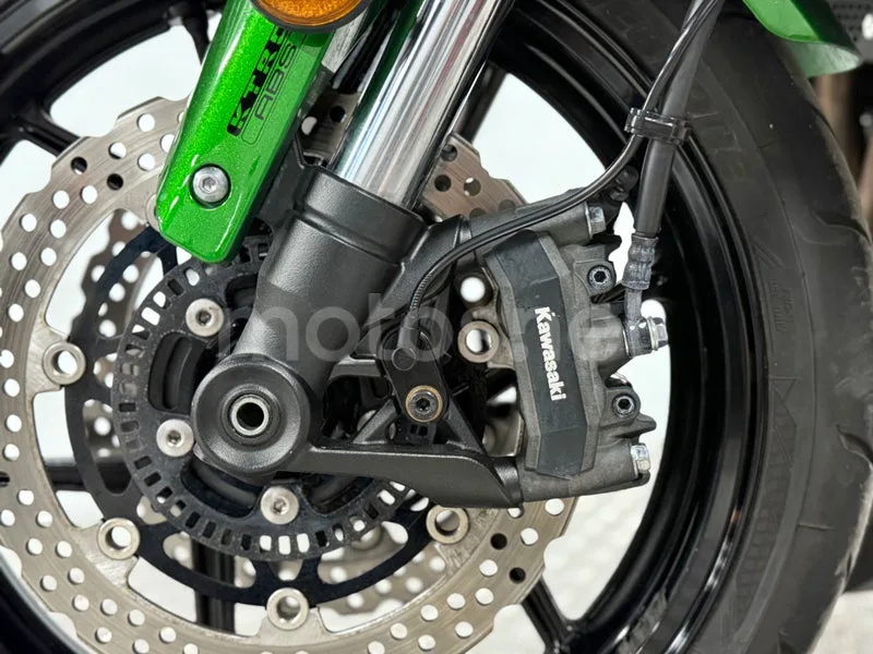 Kawasaki Z1000 SX - Vista 14