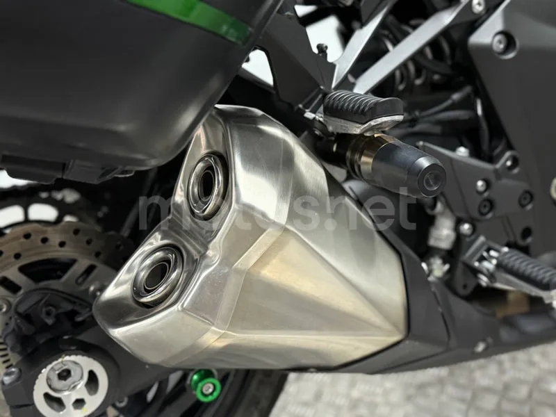 Kawasaki Z1000 SX - Vista 16