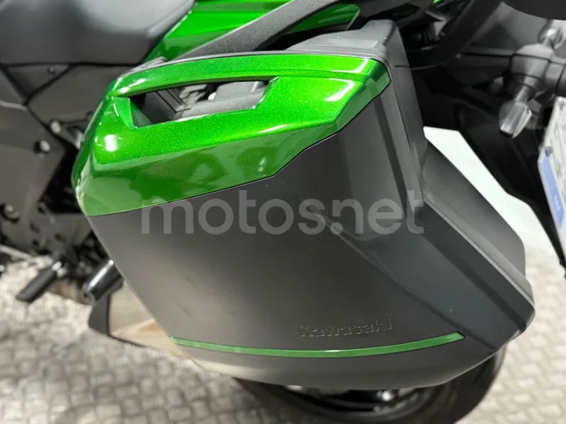 Kawasaki Z1000 SX - Vista 20