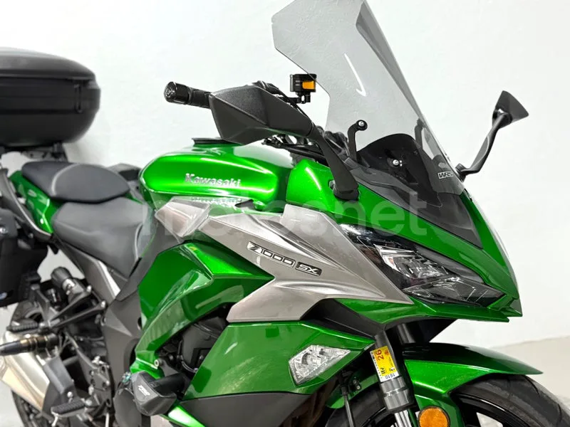 Kawasaki Z1000 SX - Vista 8