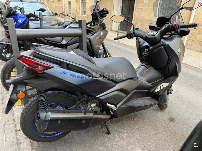 Yamaha XMAX 300 - Vista 7