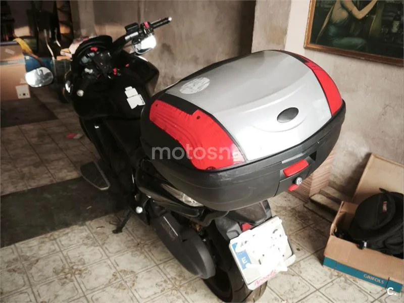 Honda DN-01 - Vista 5