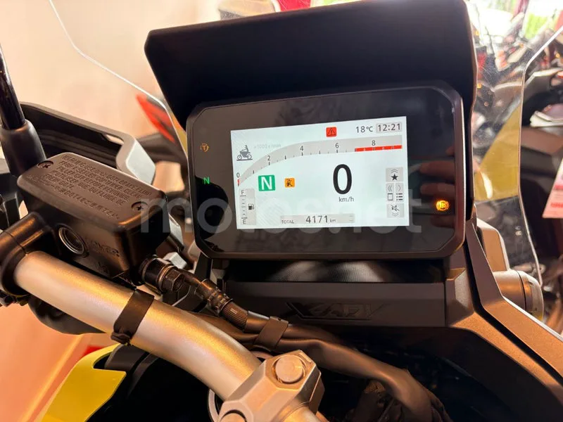 Honda X-ADV - Vista 4
