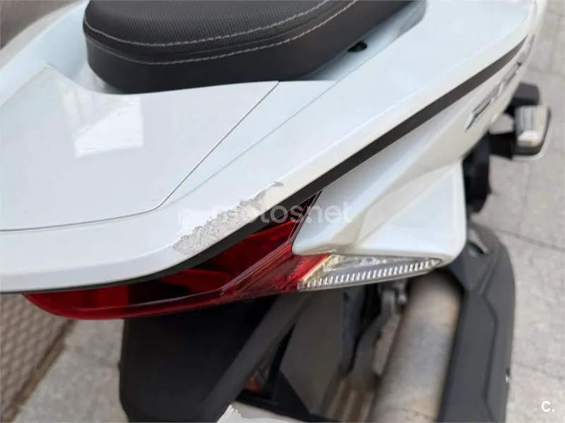 Honda PCX125 - Vista 5