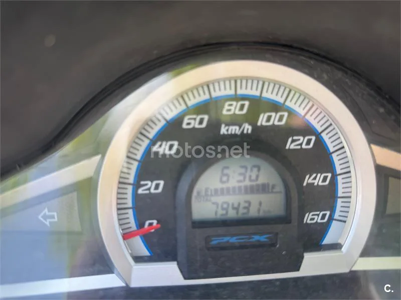 Honda PCX125 - Vista 10