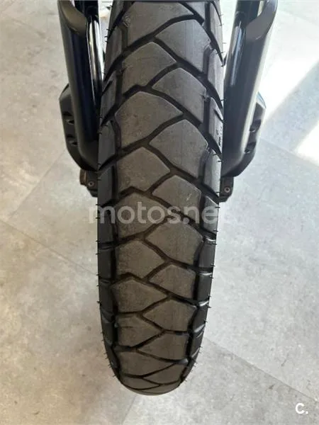 Moto Guzzi V85 TT – Vista 8