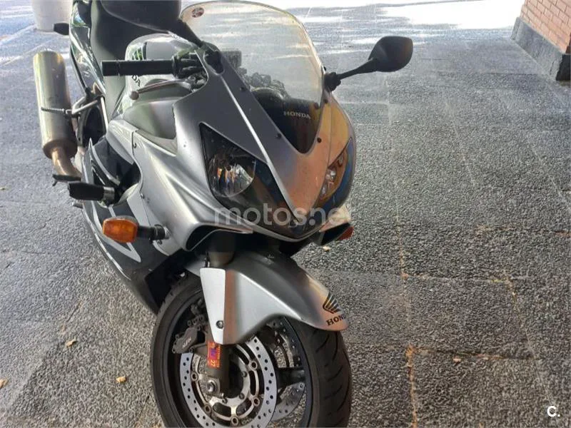 Honda CBR600F 2400 € 2006 Zaragoza - 2