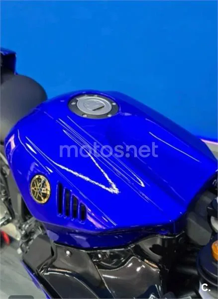 Yamaha YZF-R7 - Vista 6