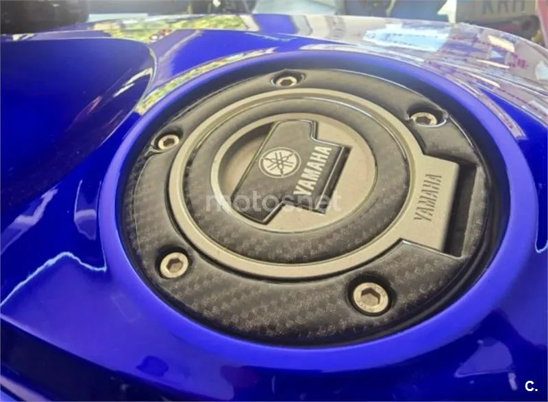 Yamaha YZF-R7 - Vista 9
