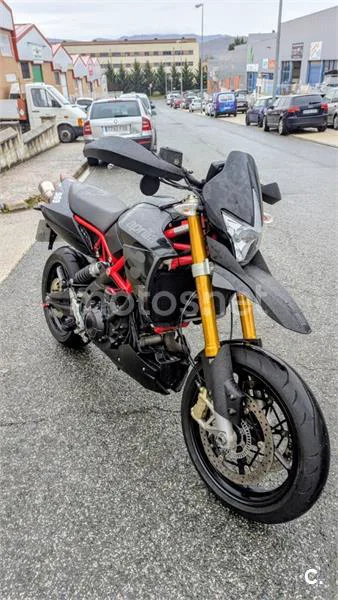 Aprilia Dorsoduro 900 6600 € 2020 Navarra - 2