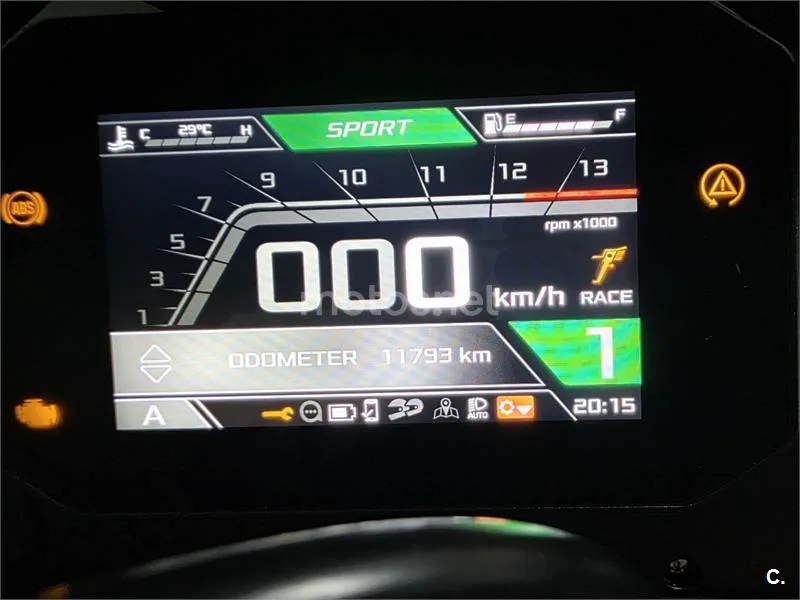 Aprilia Tuono V4 1100 Factory - Vista 5
