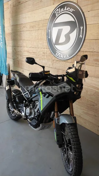 CFMOTO 450MT - Vista 18