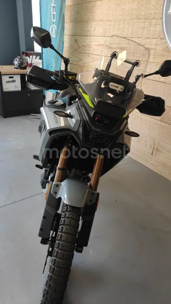 CFMOTO 450MT - Vista 22