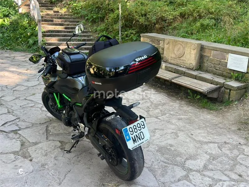 Kawasaki Z650 - Vista 4