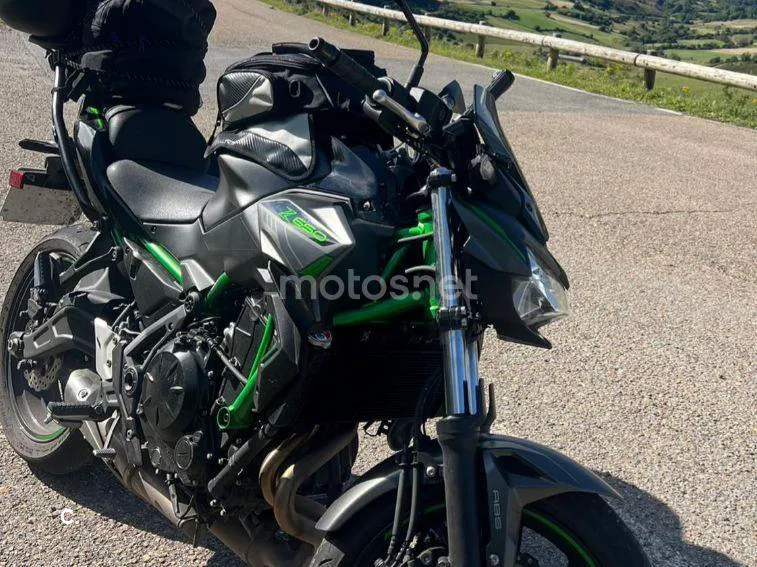 Kawasaki Z650 - Vista 5