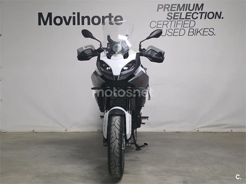BMW F 900 XR - Vista 3