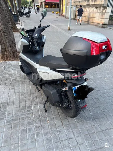 Kymco Sky Town 125 - Vista 3