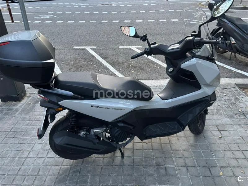 Kymco Sky Town 125 - Vista 5