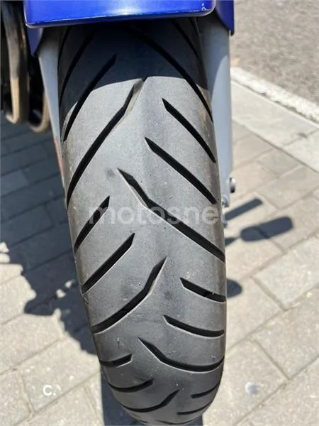 Honda CB600F Hornet - Vista 3