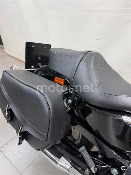 Harley-Davidson Sportster 883 - Vista 4