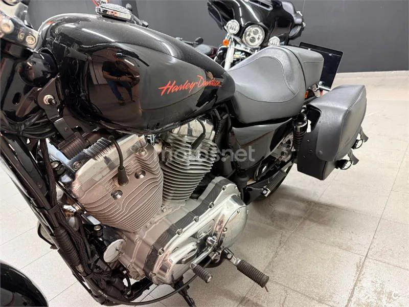 Harley-Davidson Sportster 883 - Vista 6