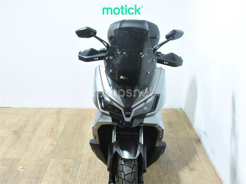 SYM ADX 300 - Vista 11