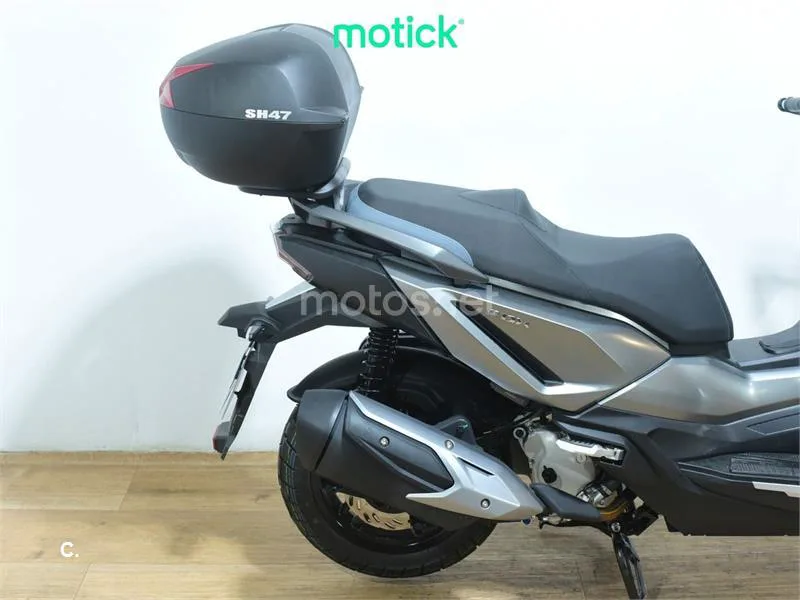 SYM ADX 300 - Vista 3