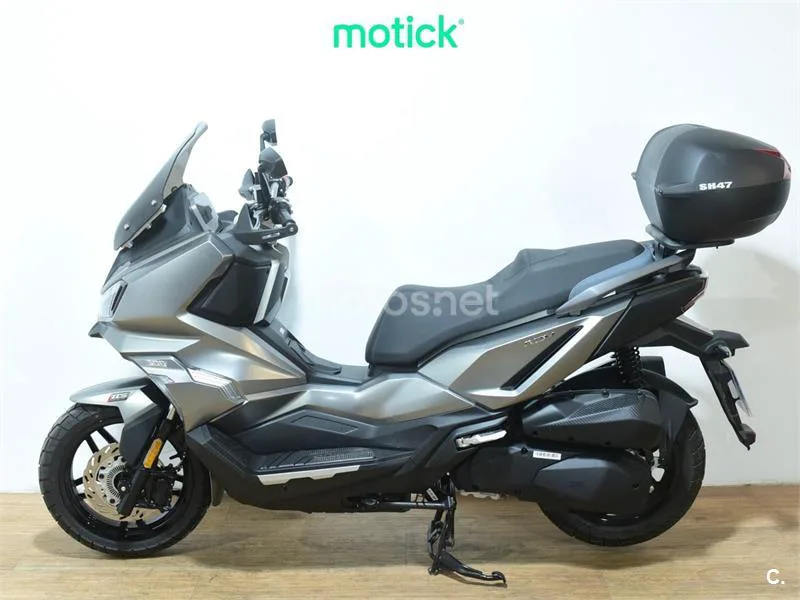 SYM ADX 300 - Vista 7