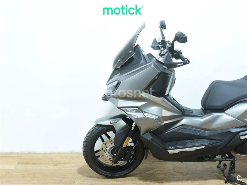 SYM ADX 300 - Vista 8