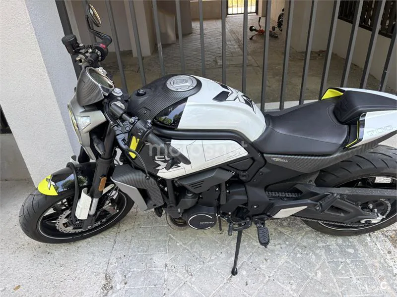 CFMOTO 700CL-X 4000 € 2024 Madrid - 2