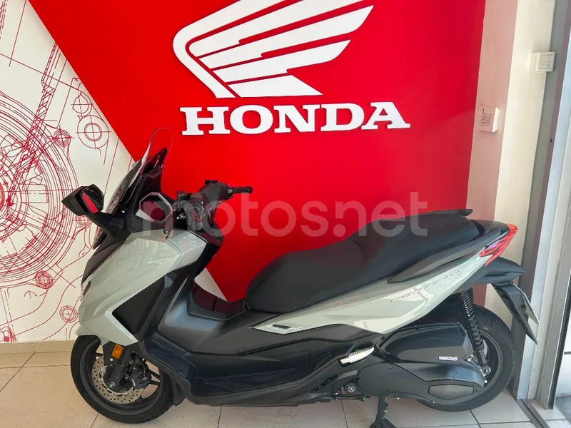 Honda Forza 350 5790 € 2025 Madrid - 1