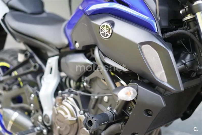 Yamaha MT-07 - Vista 7