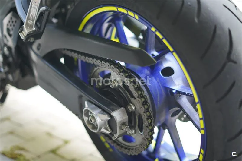 Yamaha MT-07 - Vista 8