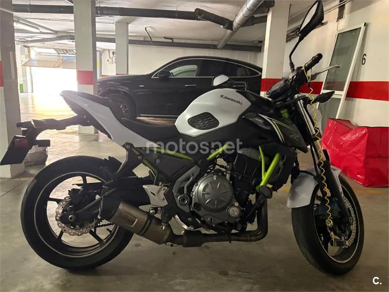 Kawasaki Z650 - Vista 4