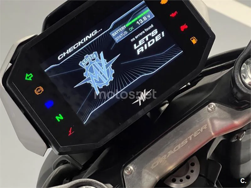 MV Agusta Dragster 800 - Vista 18