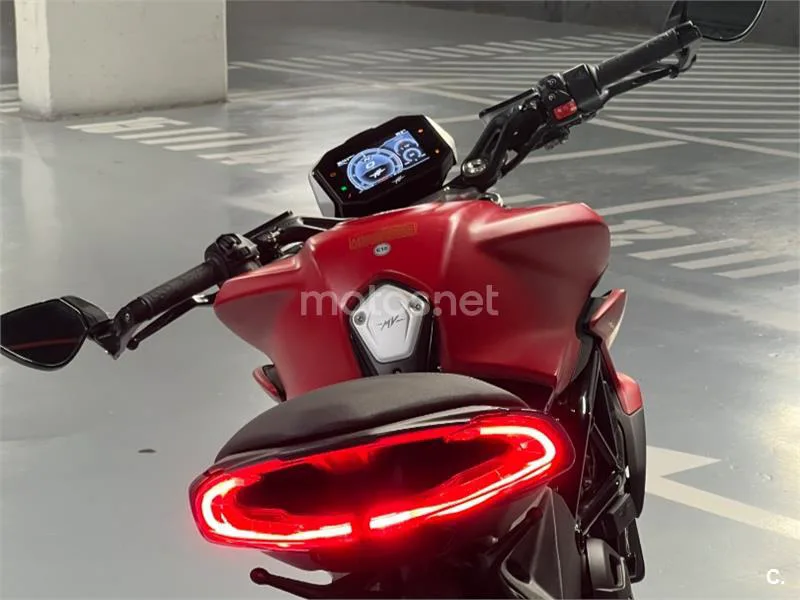 MV Agusta Dragster 800 - Vista 8